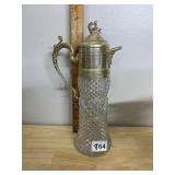 CRYSTAL DECANTER, DIAMOND CUT PATTERN,