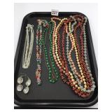 ASSORTED COSTUME JEWELRY GROUPING, INCLUDES