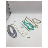 ASSORTED COSTUME JEWELRY, INCLUDES MULTI-STRAND
