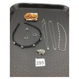 ASSORTED JEWELRY GROUPING INCLUDES NINA EARRINGS,