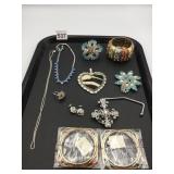 ASSORTED COSTUME JEWELRY, INCLUDES RHINESTONE