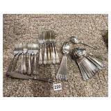 QUEEN ESTHER SILVERPLATE FLATWARE, ASSORTED