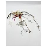 ASSORTED ROSARIES, INCLUDES VARIOUS BEAD