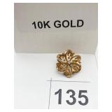 10K GOLD BROOCH, FLORAL MOTIF 3.7 GRAMS ,