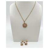 COSTUME JEWELRY SET, GOLD-TONE METAL, IRIDESCENT