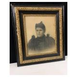 PORTRAIT PHOTOGRAPH, WOMAN, BLACK AND WHITE,