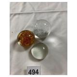 ASSORTED GLASS PAPERWEIGHTS, INCLUDES MULTICOLOR