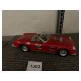 FERRARI DIE-CAST MODEL CAR, RED, CONVERTIBLE,