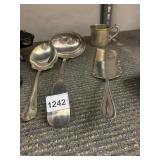 SILVER-TONE SERVING UTENSILS, INCLUDES LADLE,