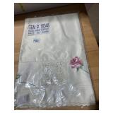 ROSE TABLE TOPPER, EMBROIDERED ROSE MOTIF,
