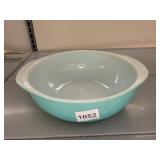PYREX MILK GLASS MIXING BOWL, TURQUOISE EXTERIOR,