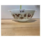 PYREX EARLY AMERICAN MIXING BOWL, GLASS, WHITE W/