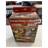 STONE WAVE MICROWAVE COOKER, CERAMIC STONEWARE,