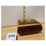 MAPSA MUSIC BOX, WOODEN CASE, FLORAL INLAY, SWISS
