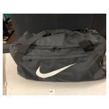 NIKE DUFFEL BAG, BLACK, ZIPPERED COMPARTMENTS,