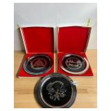 ONEIDA SILVERPLATE CHRISTMAS PLATES, LIMITED