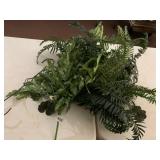 ARTIFICIAL FERN HANGING PLANT, PLASTIC