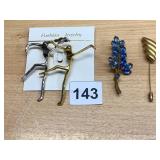 ASSORTED COSTUME BROOCHES, INCLUDES DANCING