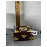 CHINESE STYLE JEWELRY BOX, LACQUERED FINISH,