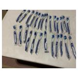 UNITED CONCORDIA TOOTHBRUSHES, PLASTIC, BLUE AND