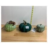 TAHARI HOME HANDBLOWN GLASS PUMPKIN, STRAWBERRY