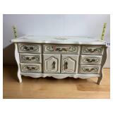 JEWELRY CHEST, FRENCH PROVINCIAL STYLE, CREAM