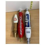 ASSORTED BEER TAP HANDLES, INCLUDES 12 HORSE ALE,