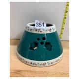 PFALTZGRAFF WINTERBERRY CERAMIC CANDLE WARMER,