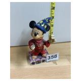 DISNEY SHOWCASE COLLECTION MICKEY MOUSE SORCERER