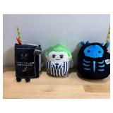 PUNCHKINS THRILLER BOOK PLUSH, SQUISHMALLOWS