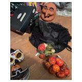 HALLOWEEN DECORATION LOT, INCLUDES TERRACOTTA