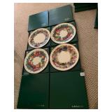 LENOX PORCELAIN PLATES, COLONIAL CHRISTMAS WREATH