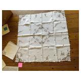 LINEN TABLECLOTH, EMBROIDERED FLORAL MOTIF,