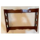 WOOD WALL-MOUNTED RACK, SCALLOPED EDGES, GREEN