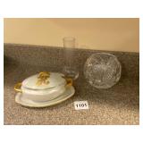 PORCELAIN COVERED DISH, IRIDESCENT FINISH, GOLD