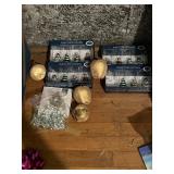 BOSTON WAREHOUSE GLASS PLACE CARD HOLDERS,