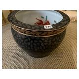PORCELAIN FISH BOWL, BLACK GROUND, GILT LEAF