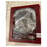 ARTHUR COURT BUNNY PLATE W/ CHEESE SERVER, METAL,