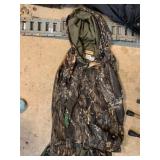 REMINGTON OUTDOOR CLOTHING CAMOUFLAGE JACKET AND
