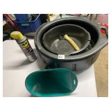 FLO TOOL OIL DRAIN PAN, PLASTIC FUNNEL, WD-40