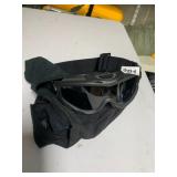 WILEY X TACTICAL GOGGLES W/ PROTECTIVE SLEEVE.