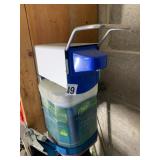 ZEP WALL-MOUNTED HAND CLEANER DISPENSER W/ REFILL
