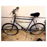 SCHWINN MESA RUNNER BIKE