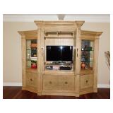 BEAUTIFUL WALL UNIT ALL PIECES FINISHED ON