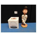 PIRATE BOBBLE HEAD & PIRATE SNOW DOME OF THE