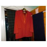 GROUP OF VINTAGE NOT ALL SHOWN