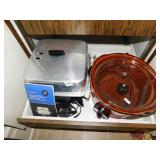 SLOW COOKER, COVERED SKILLET