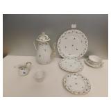 HEREND TEA SET; INCLUDING TEA POT WITH INSERT,