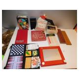 GROUP OF GAMES SIMON POCKET, JOHN DEERE PUZZLE,