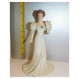 LENOX " IVORY CENTENNIAL BALL" OB